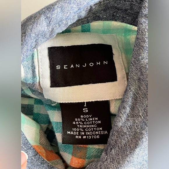 SEAN JOHN KIDS SHORT SLEEVE BUTTON UP SHIRT—PLAID—SIZE SMALL-FITS BOYS 5/6- CUTE - Picture 2 of 9